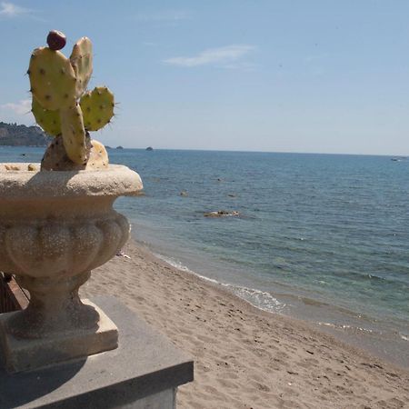 Nina B&B Giardini Naxos Exterior photo