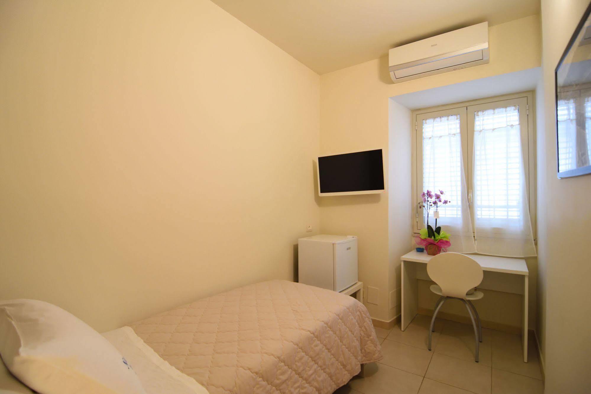 Nina B&B Giardini Naxos Exterior photo