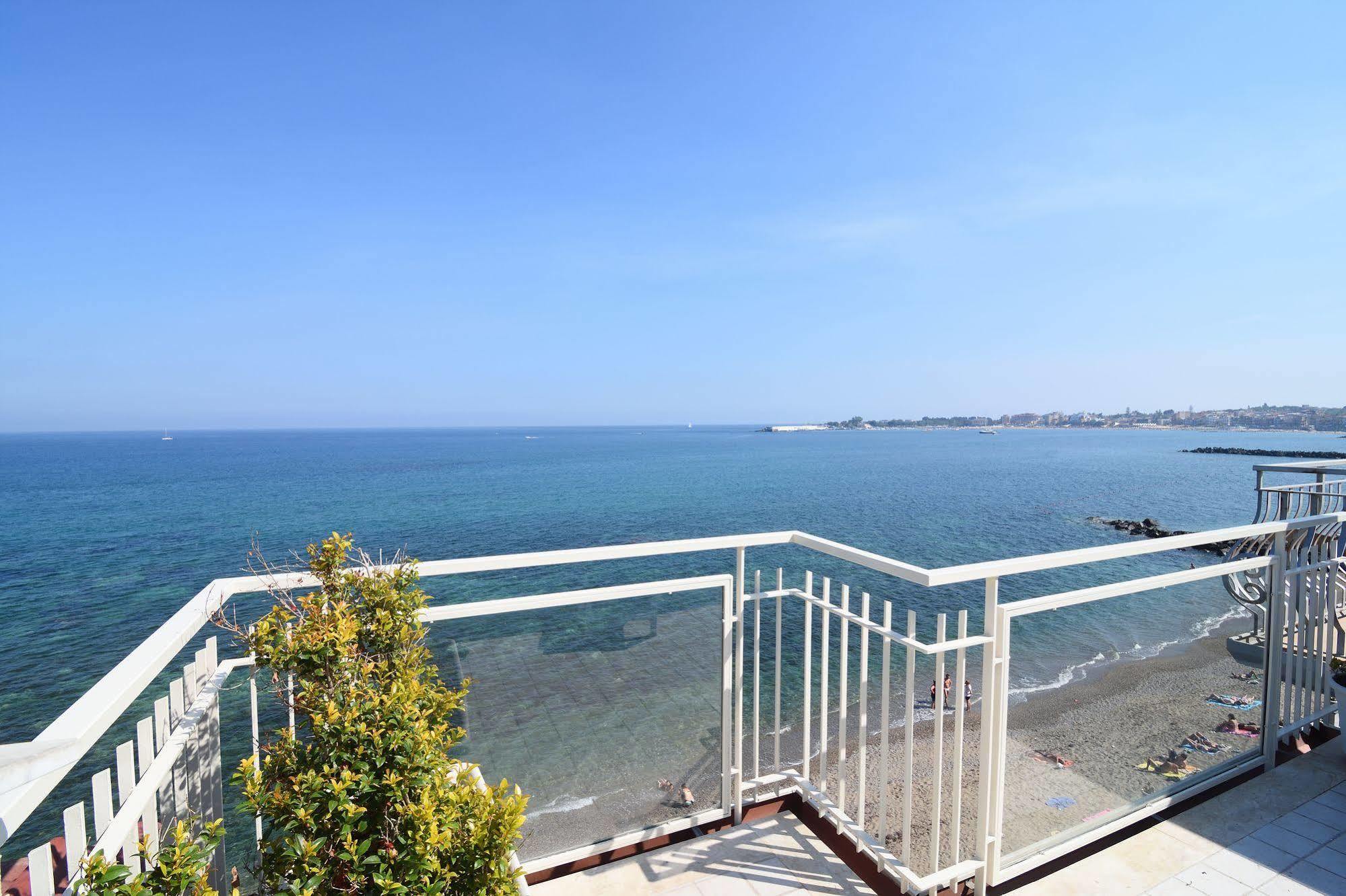 Nina B&B Giardini Naxos Exterior photo